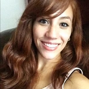 Meet your Posher, Kelli